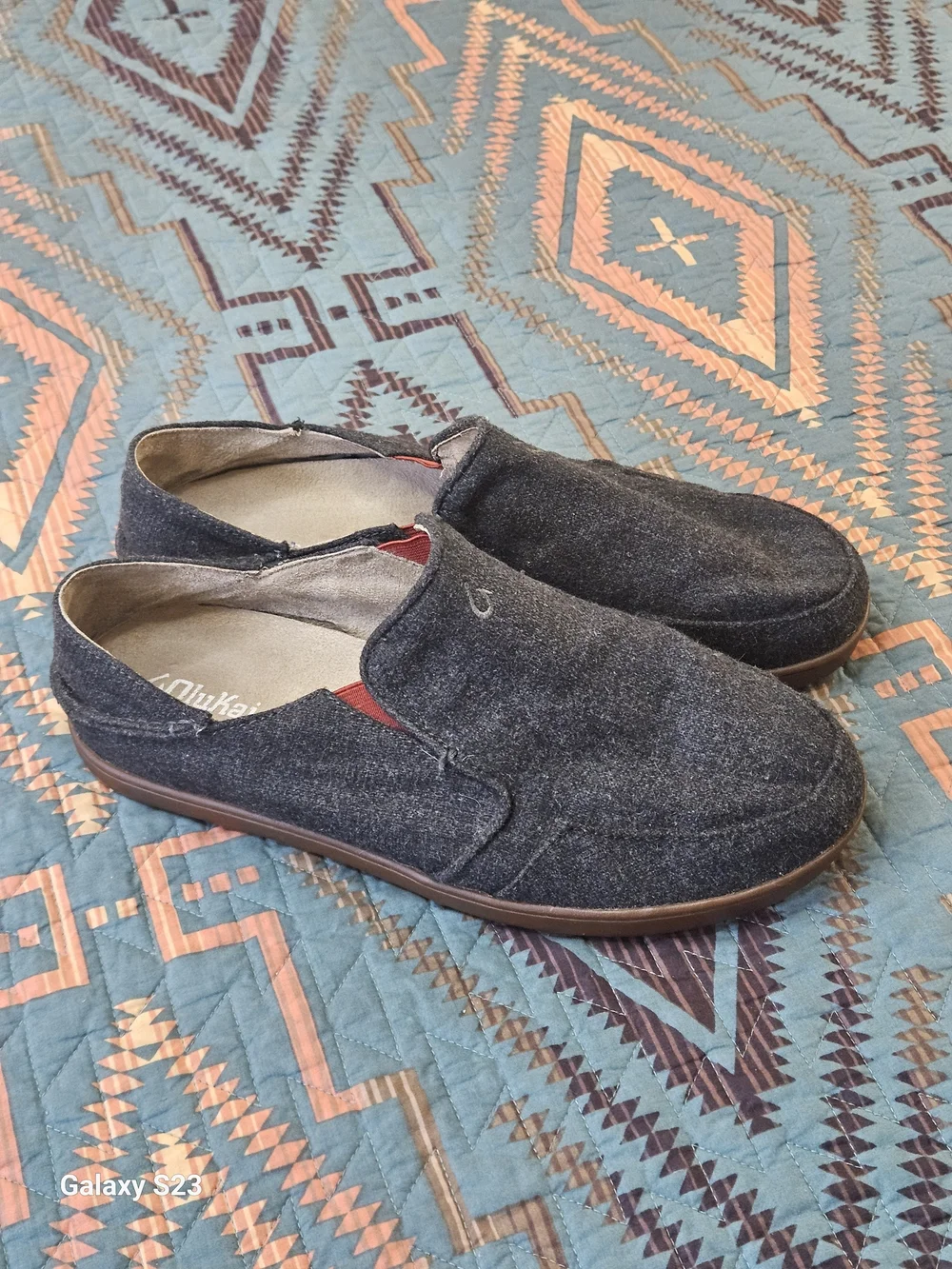 Olukai Men's Slip-On Casual Shoes in Charcoal‎